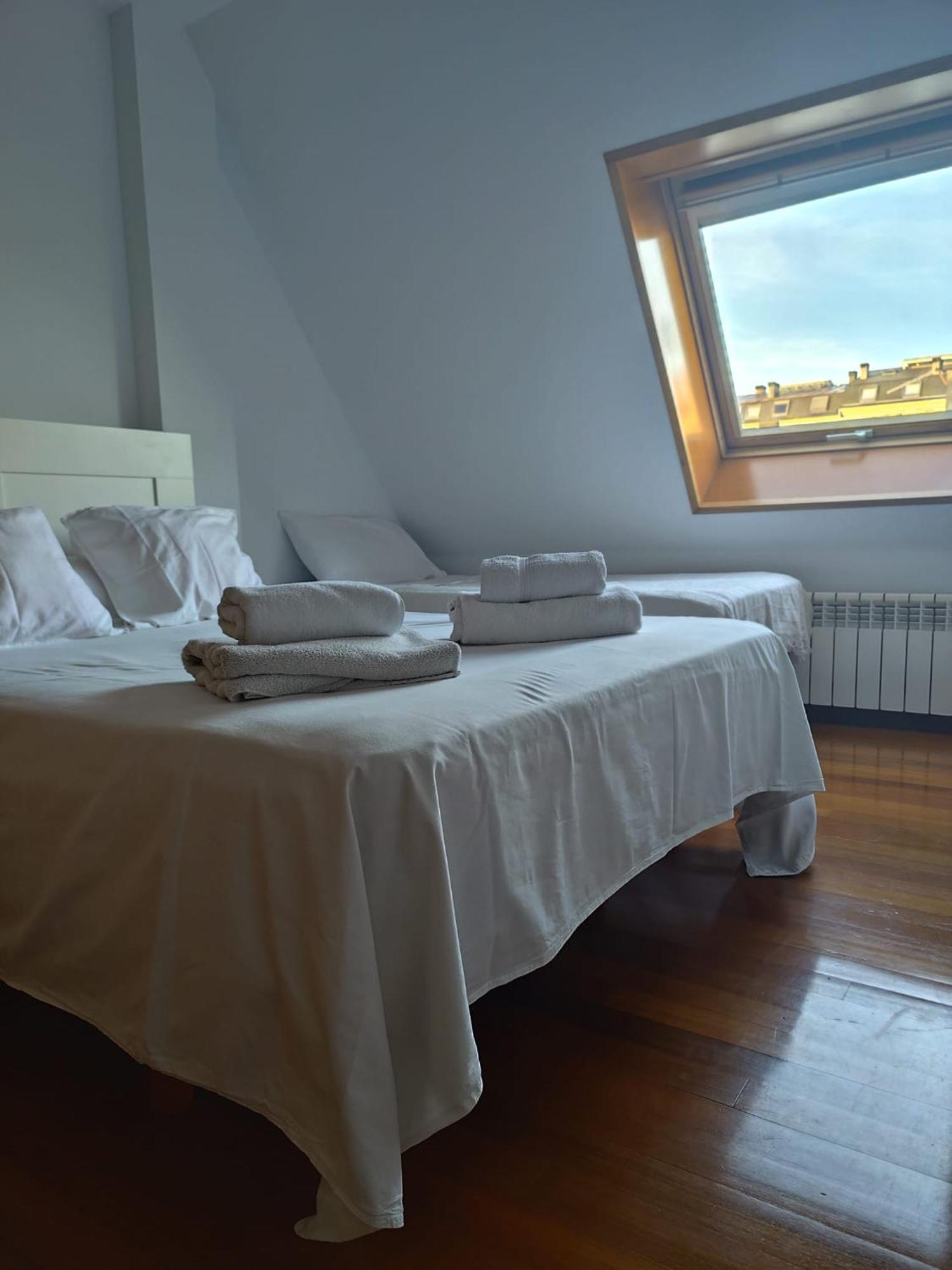Duplex En Naron. 4 Hab. 3 Banos Apartment Exterior photo